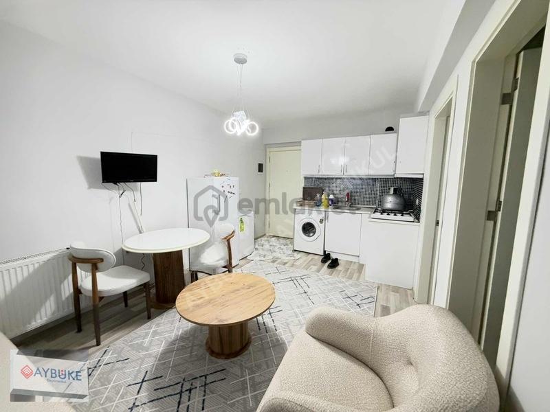 Zeytinköy'de Lüks Eşyalı 2+1 Apart - 7