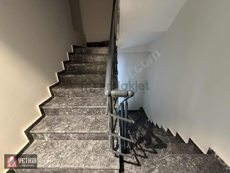 Yetkin'den Oba'da Kiralık 1+1 Daire - 24