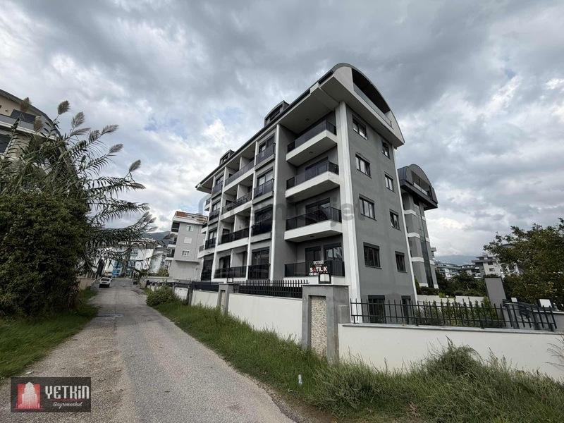 Yetkin'den Oba'da Kiralık 1+1 Daire - 4