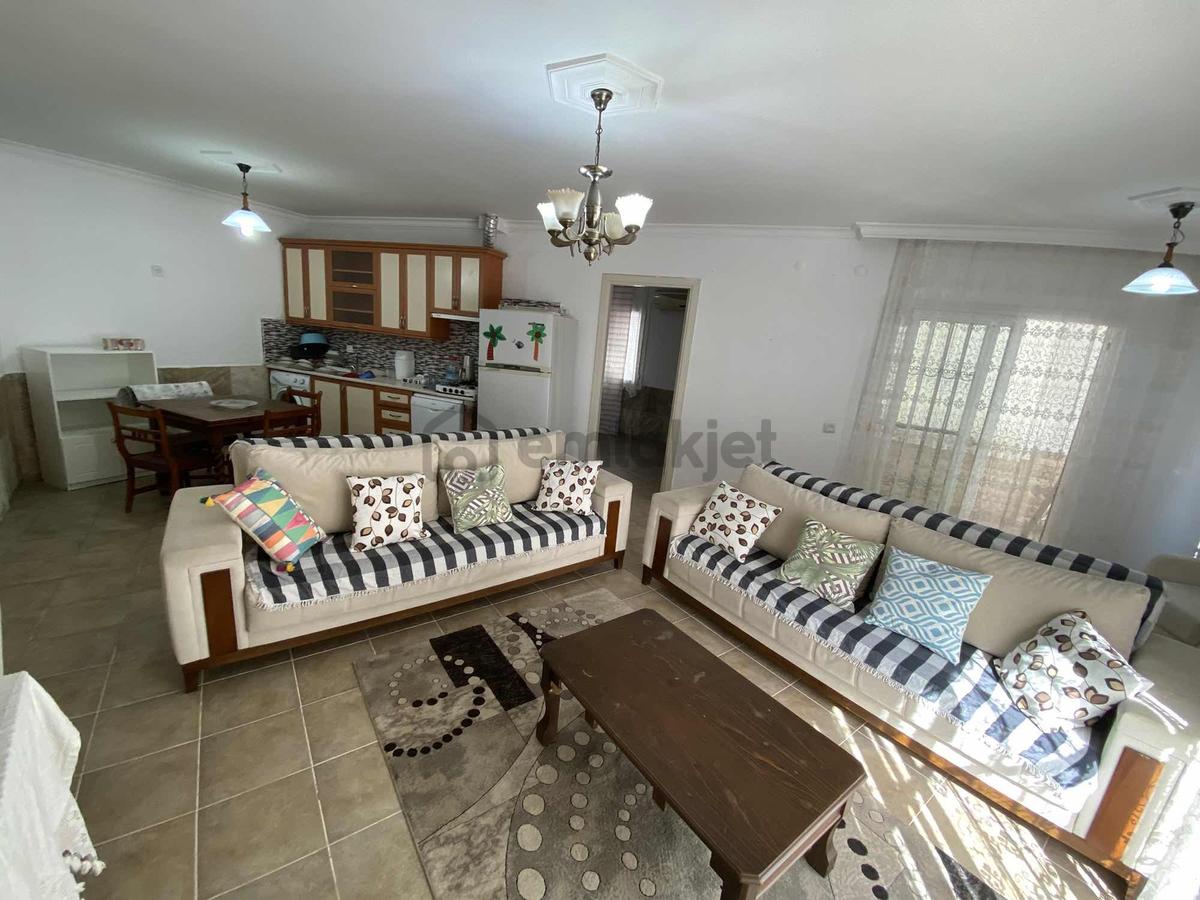 Çeşme Satılık Daire Geniş 1+1
