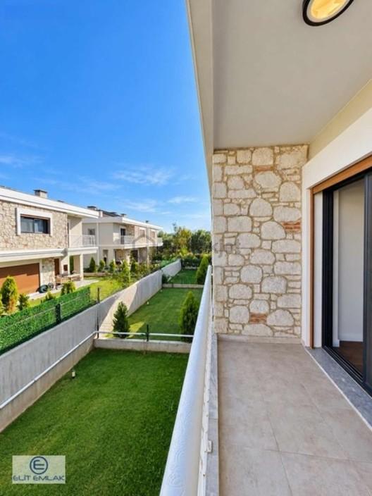 Mimar Sinan Mahallesinde Kiralık 6+1 Villa - 14