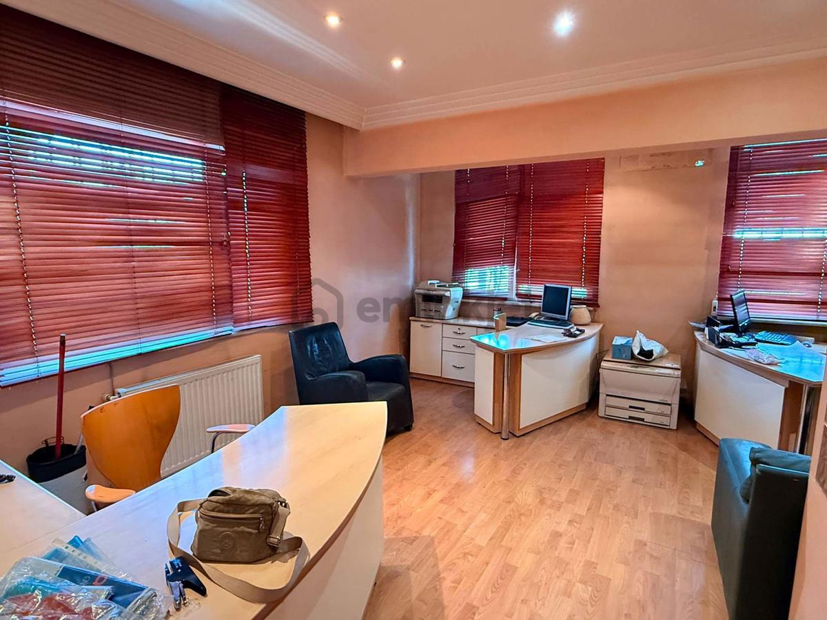Yeşilköy Havuzlu Kavşağı Üzerinde Kiralık 1+1 Ofis - 8