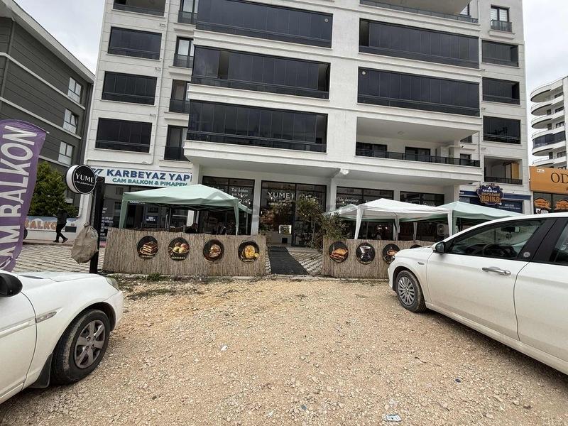 Kayapada 350 M² Kullanım Alanlı, Faal Devren Satılık Cafe - 2