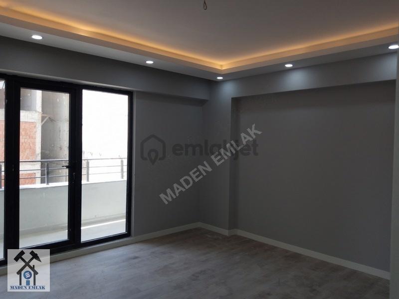 Mithatpaşa'da Merkezi Konumda Satılık 3+1 Daire (105m²) - 22