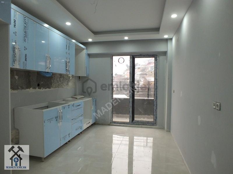 Mithatpaşa'da Merkezi Konumda Satılık 3+1 Daire (105m²) - 8