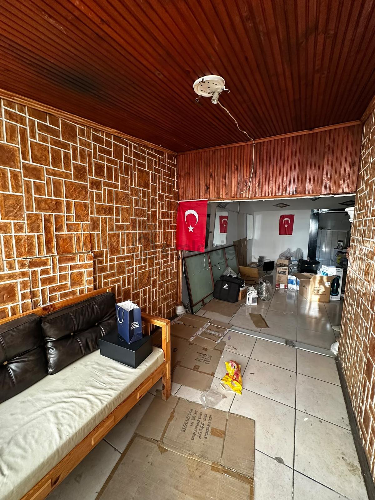 Nasrullah Meydanı'nda İşlek Konumda Devren Kiralık İş Yeri - 17