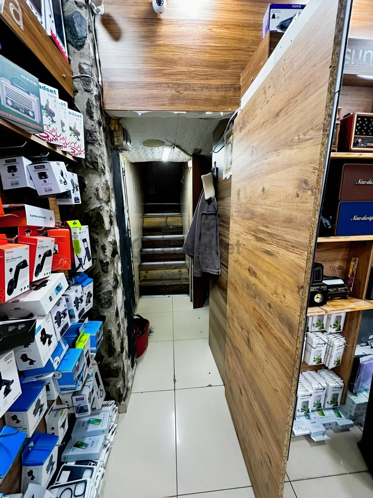 Nasrullah Meydanı'nda İşlek Konumda Devren Kiralık İş Yeri - 12