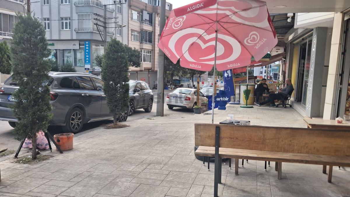 Çığır Emlak İşyeri Eczane Devir Ediyorız - 3