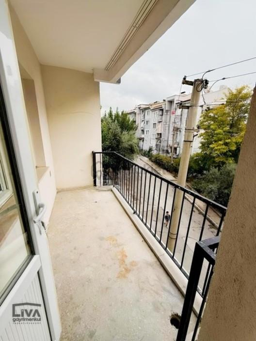 Livadan Meskada Satılık 2+1 Tadilatlı Daire - 20