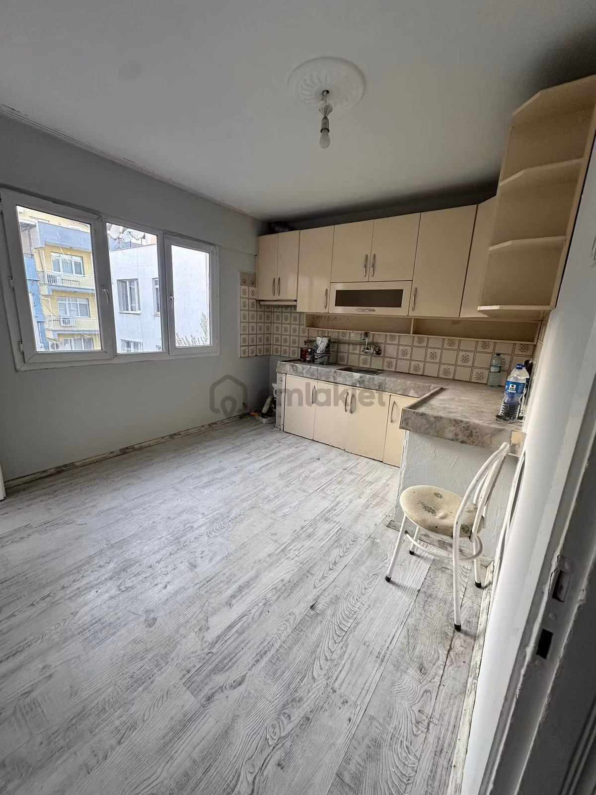 Bayraklı Tepe Kule Mah Merkezi Konumda Kiralık 3+1 Daire - 3