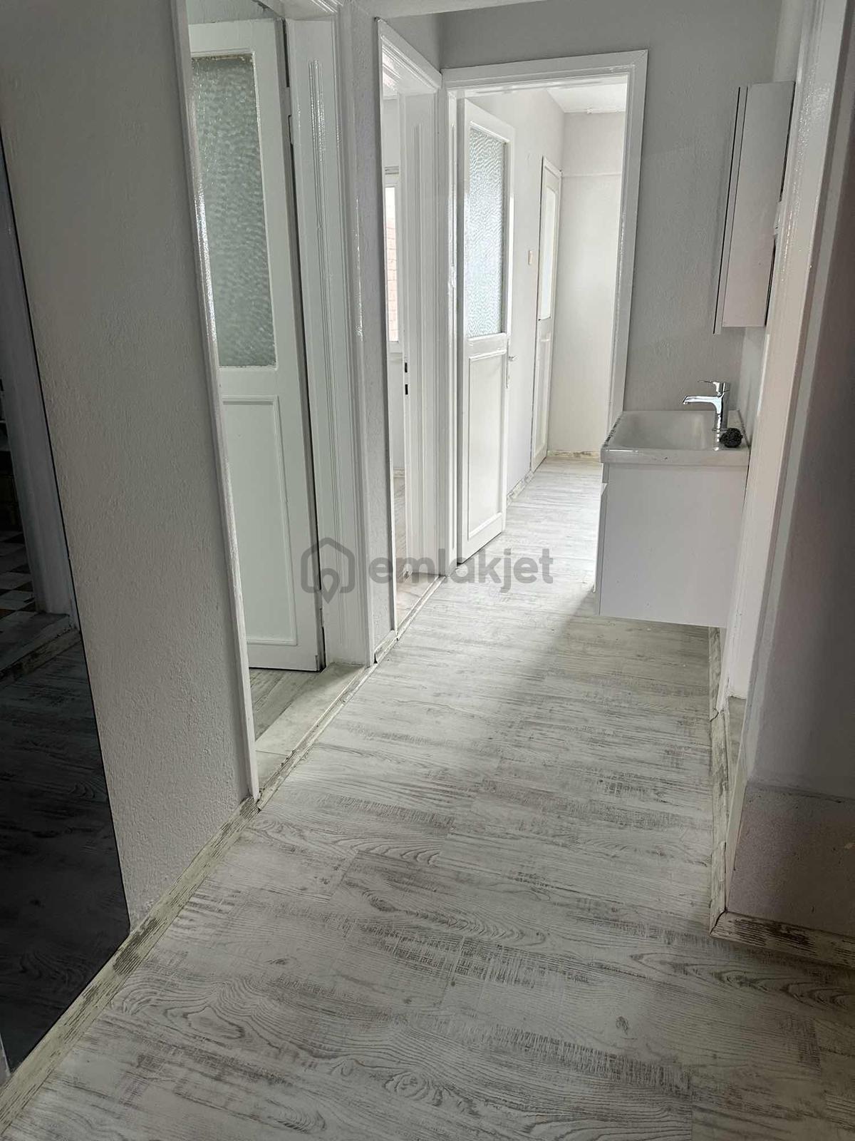 Bayraklı Tepe Kule Mah Merkezi Konumda Kiralık 3+1 Daire - 16