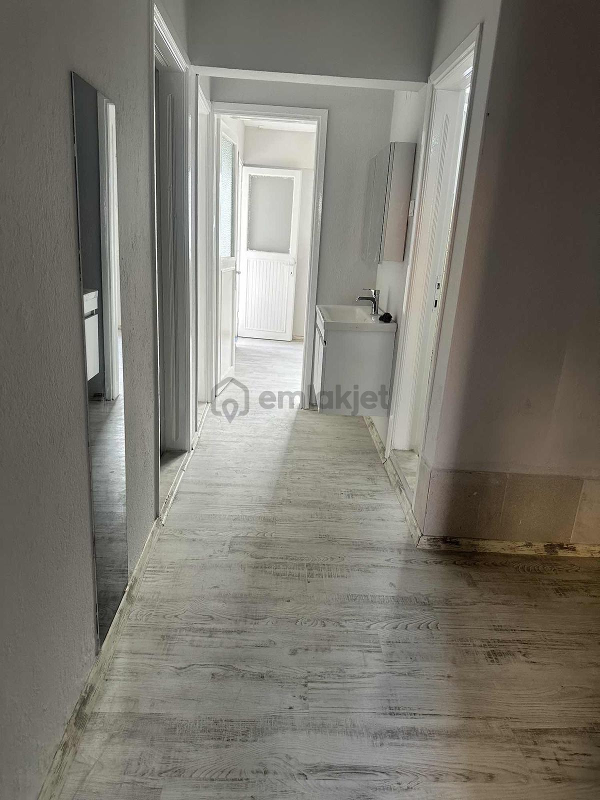 Bayraklı Tepe Kule Mah Merkezi Konumda Kiralık 3+1 Daire - 13