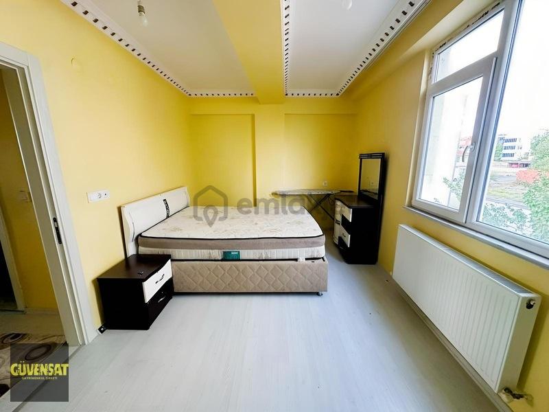 Bademlik Mah Ara Kat Ön Cephe Geniş 1+1 Satılık Daire - 15