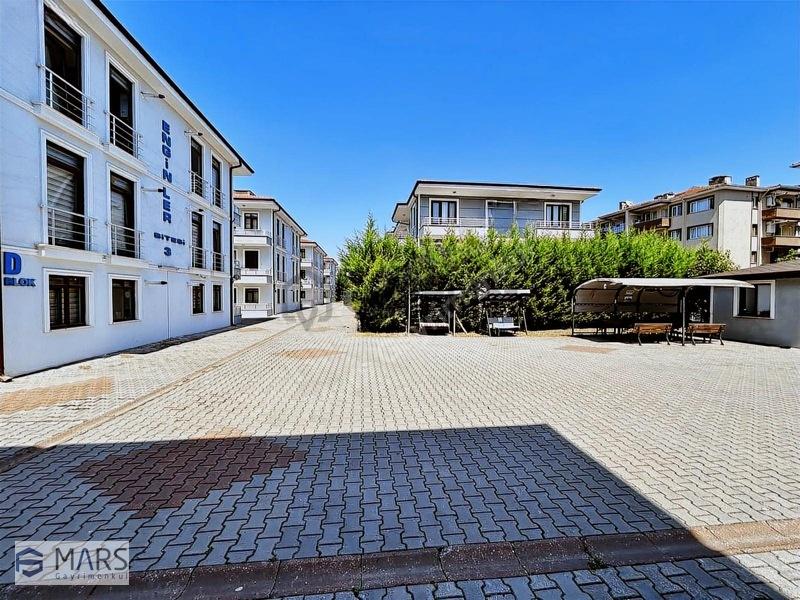 Mavi Durak'ta, Güvenlikli Site İçerisinde, Eşyalı 2+1 Daire - 15