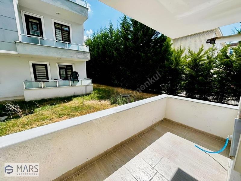 Mavi Durak'ta, Güvenlikli Site İçerisinde, Eşyalı 2+1 Daire - 3
