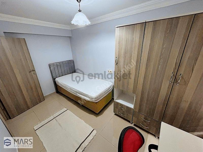 Mavi Durak'ta, Güvenlikli Site İçerisinde, Eşyalı 2+1 Daire - 17