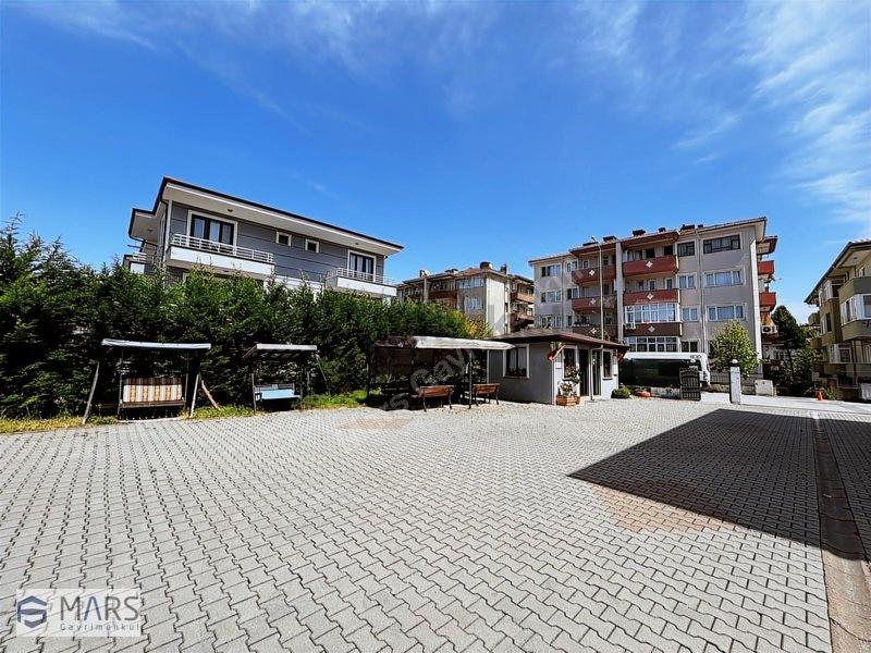 Mavi Durak'ta, Güvenlikli Site İçerisinde, Eşyalı 2+1 Daire - 20