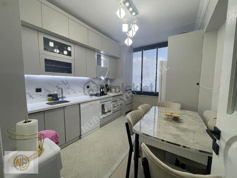 Yeditepe 72 Cadde Üzeri Satılık Lüks 2+1 Daire (95m² Net) - 2