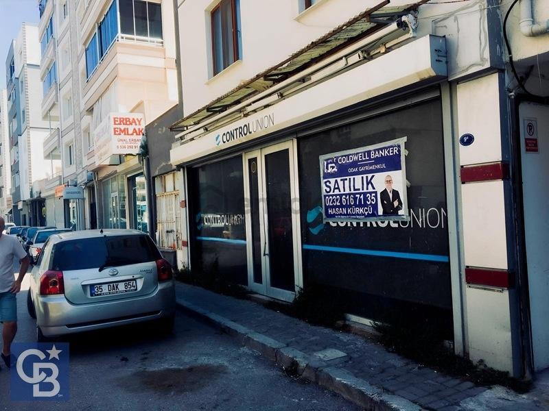 Aliağa Merkezde Satılık Dükkan (95 M²) - 2