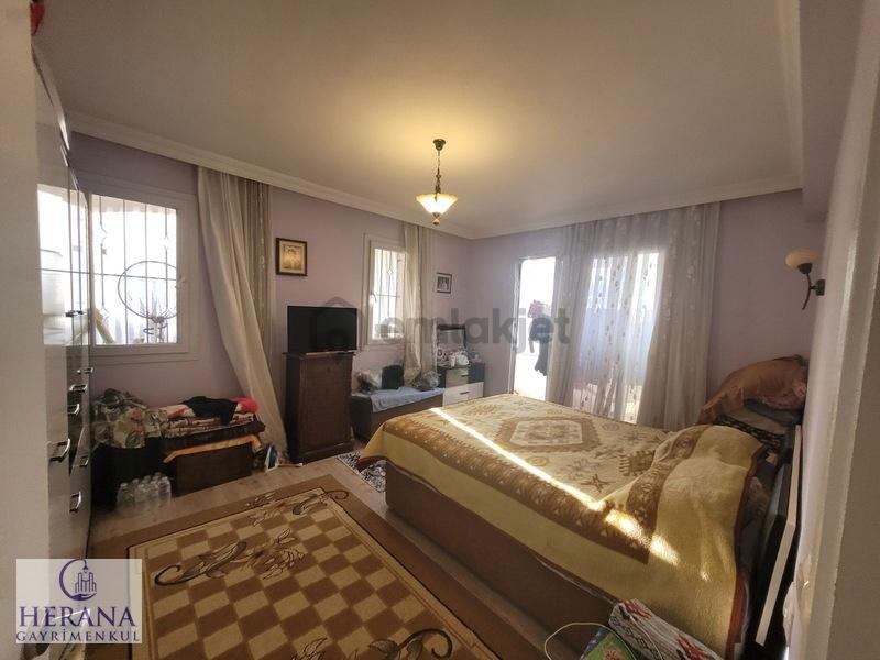 Fethiye Cami Mahallesinde Geniş Bahçeli 2+1 Daire - 12