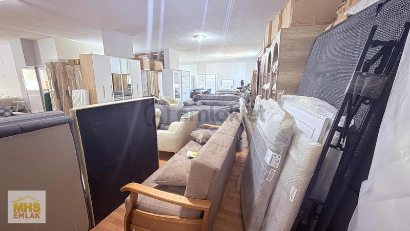 Seferihisar Girişinde 250 M² Mobilya Mağazası Devren Kiralık - 9