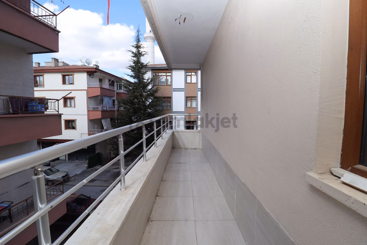 Akif'ten Piyade'de Ön Cephe Köşebaşı Yapılı 3+1 Satılık Daire - 6
