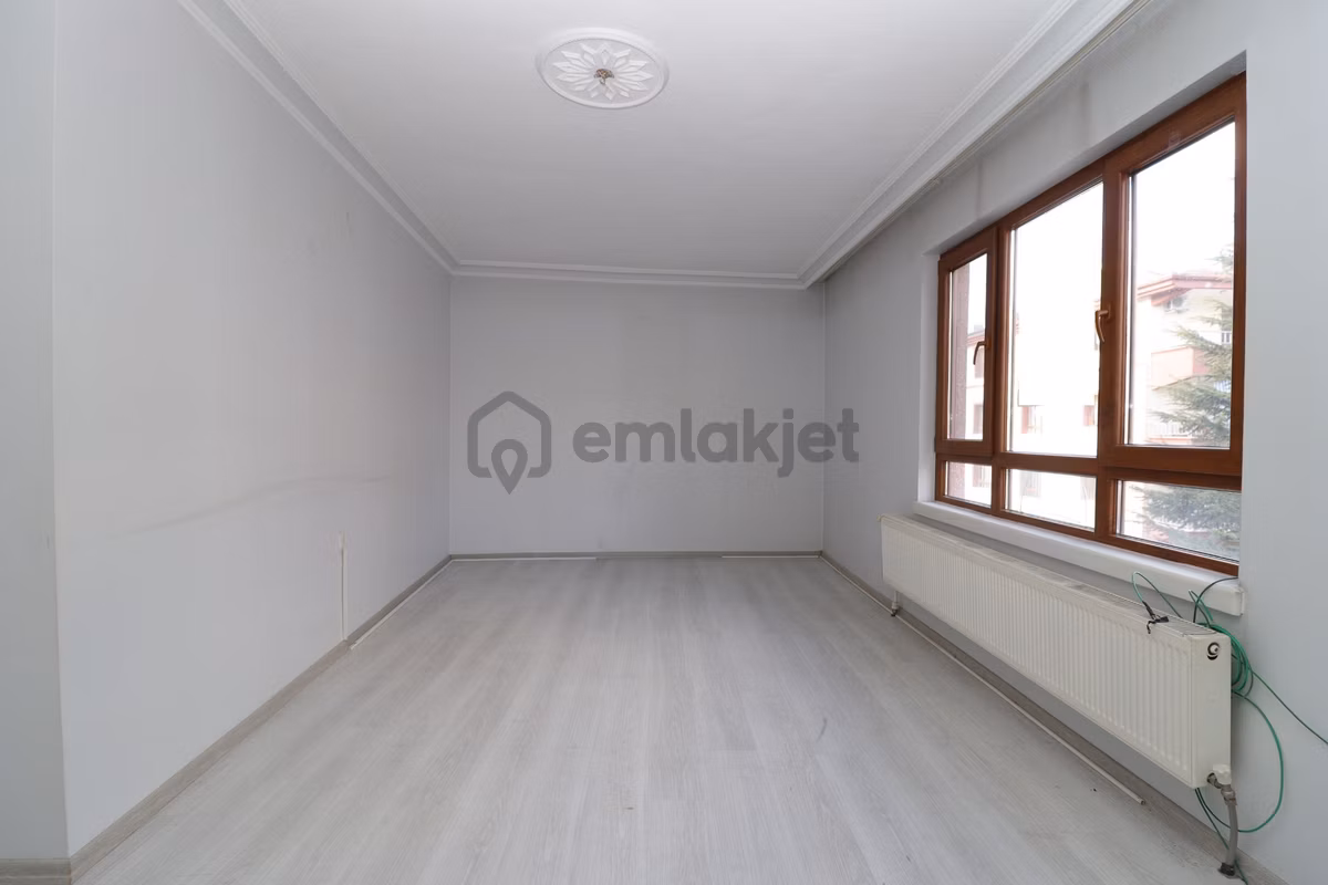 Akif'ten Piyade'de Ön Cephe Köşebaşı Yapılı 3+1 Satılık Daire - 8