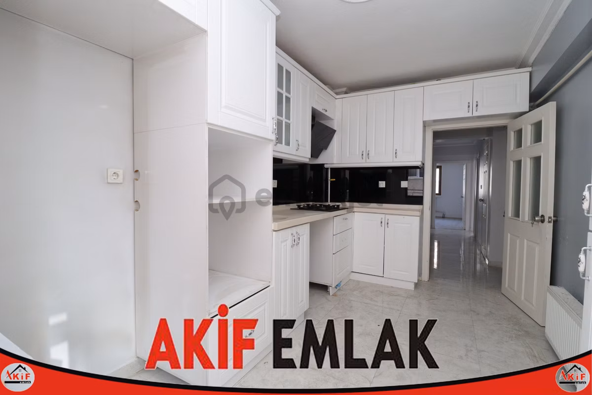 Akif'ten Piyade'de Ön Cephe Köşebaşı Yapılı 3+1 Satılık Daire