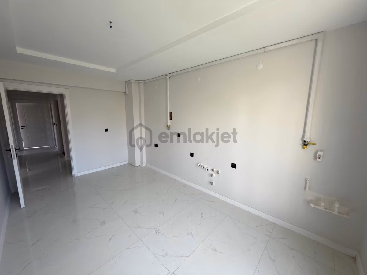 Şahbaz Emlak'tan | Alibaba'da Site İçerisinde Lüks 2+1 Daireler - 6
