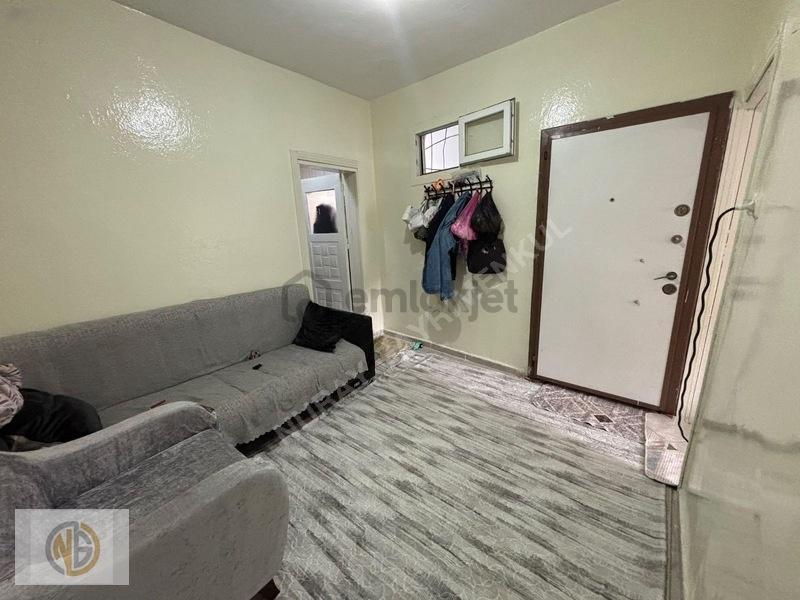 Çıksorutta Satılık 3 Katlı Müstakil Dükkan + 2 Daire + Teras - 17