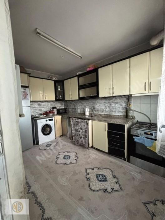 Çıksorutta Satılık 3 Katlı Müstakil Dükkan + 2 Daire + Teras - 27