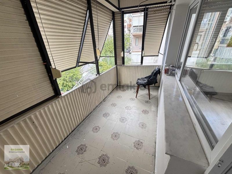 Bahçelievlerin Palmiyeli Sokağında Köşe Asansörlü Doğalgazlı ... - 33