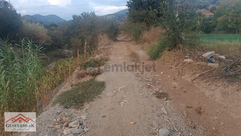 Gedikaltı Mahallesin De Satılık 1800 M² Bahçe ! ! ! - 17