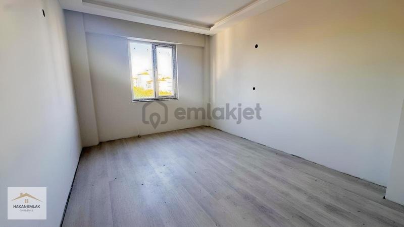 Hakan Emlaktan İkbal Kent Civarı Satılık Arakat 3+1 - 9