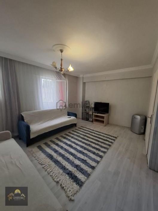 Kuşadası Merkezde Eşyalı Kiralık 2+1 Daire