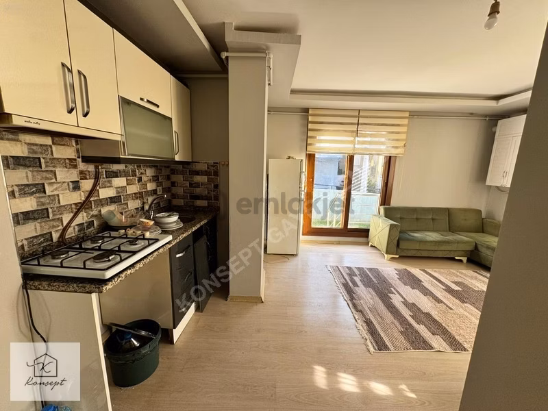 Konsept'ten Geniş M2 Temiz Eşyalı Satılık 1+1 Daire - 5