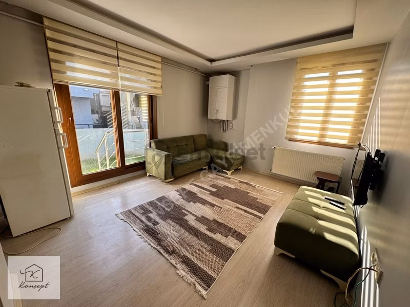 Konsept'ten Geniş M2 Temiz Eşyalı Satılık 1+1 Daire - 4