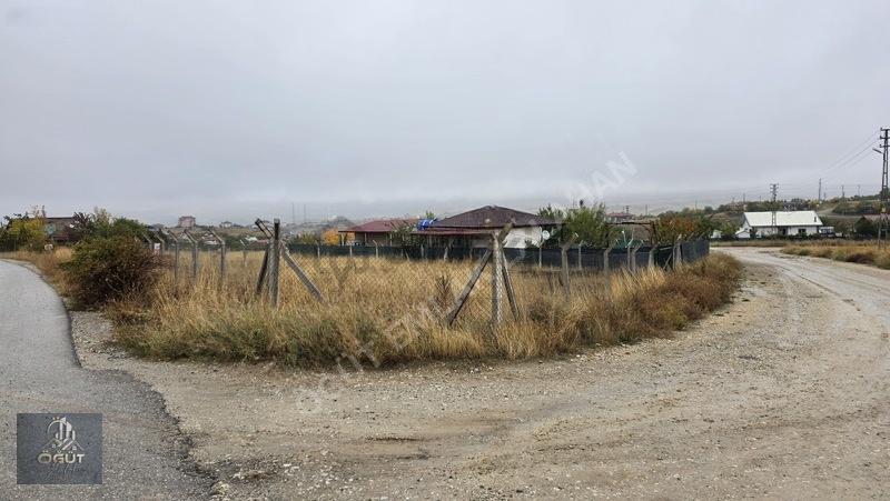 Öğüt Emlak,tan Karşıyakada Cadde Üzeri Köşe Başı Etrafı Çevrili - 8