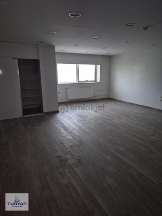 Özlüce Ahmet Tan.kışlalı Cad.kiralık 2+1 Ofis - 3