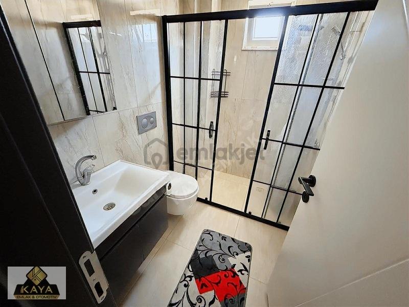 Lüks Eşyalı Önü Açık Katta 1+1 - 24
