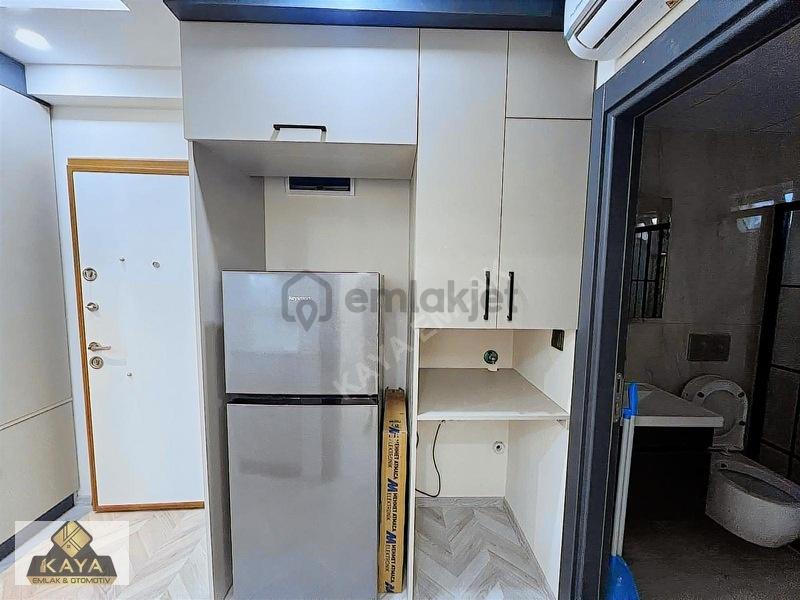 Lüks Eşyalı Önü Açık Katta 1+1 - 3