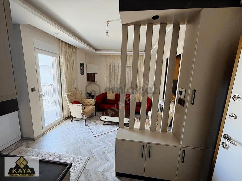 Lüks Eşyalı Önü Açık Katta 1+1 - 23