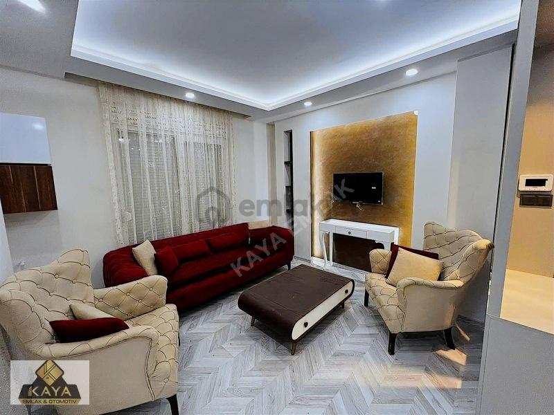 Lüks Eşyalı Önü Açık Katta 1+1 - 13