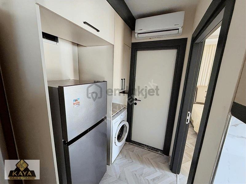 Lüks Eşyalı Önü Açık Katta 1+1 - 28