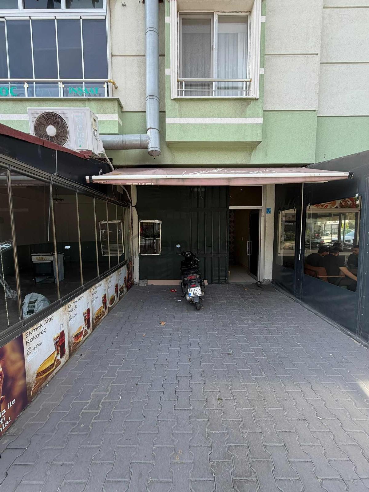 Cemalgurselle Bulvara Cepeh Mükemmel Konumda 100m2 Dükkan - 8