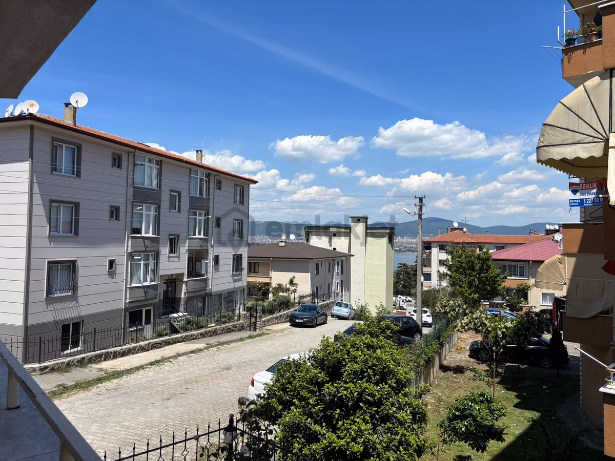 Değirmendere Atatürk Mahallesi Satılık Geniş Daire - 20