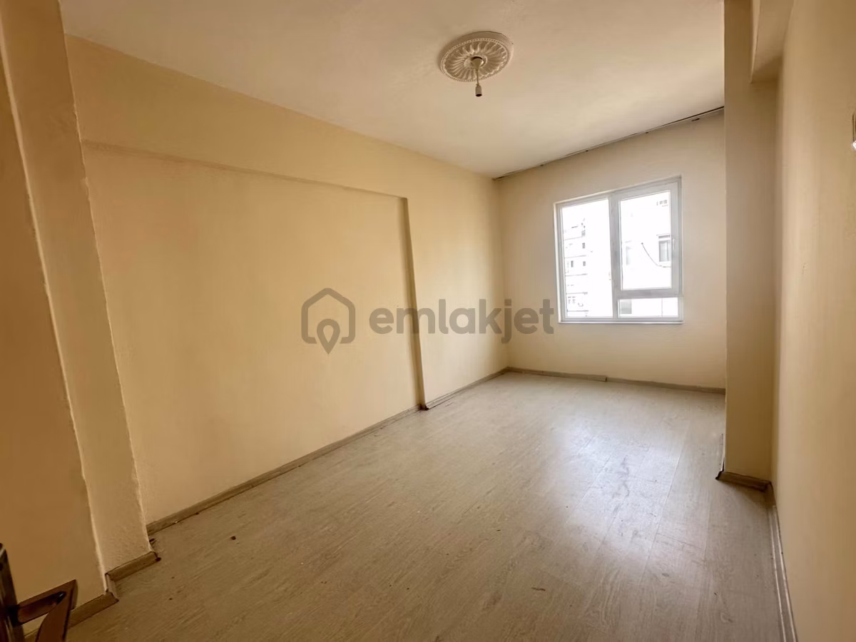 Dokuma Yeşiltepe'de 3+1 Satılık Daire + Asansörlü + Cadde Üzeri - 13