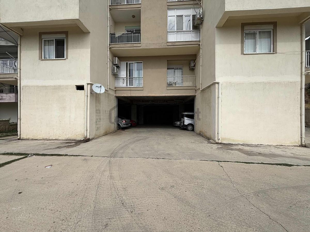 Usta Gayrimenkul'den Satılık Temiz 2+1 Daire - 13