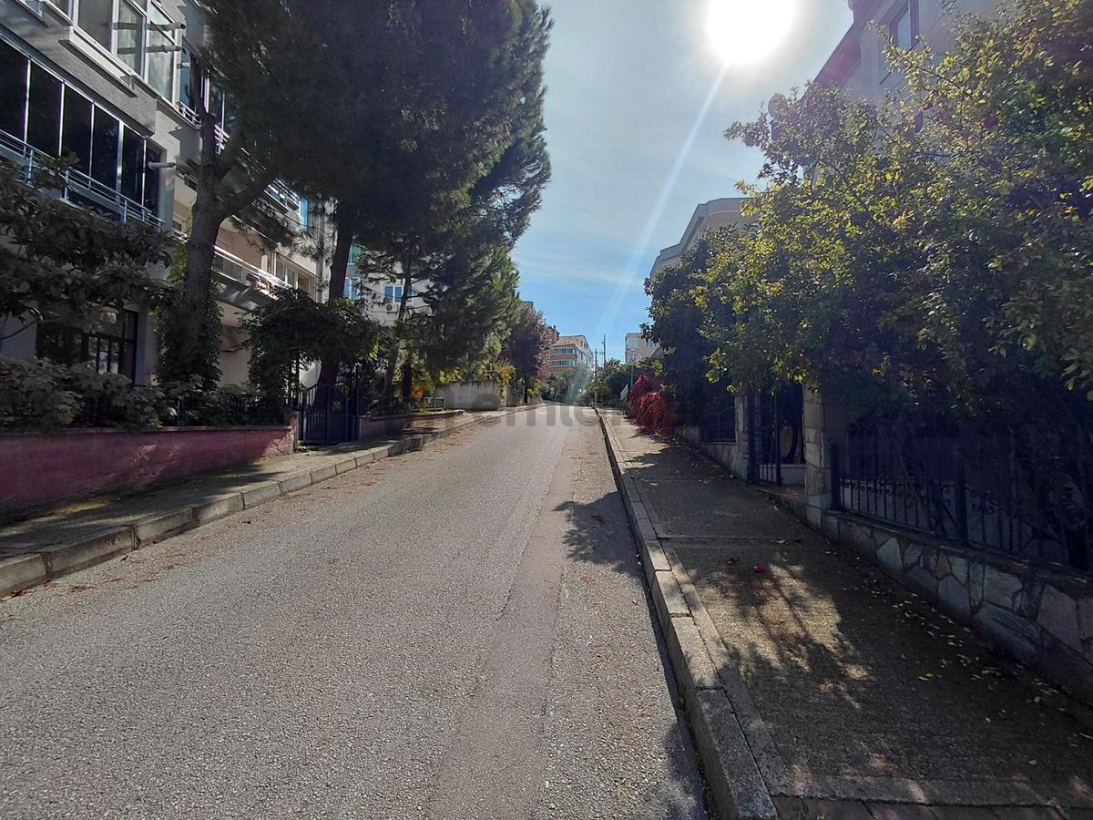 Beşevler 3 Katlı Apartmanda Satılık Bakımlı 3+1 Daire - 8