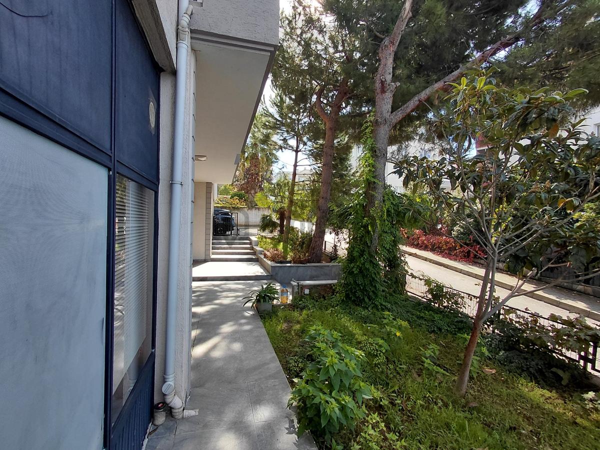 Beşevler 3 Katlı Apartmanda Satılık Bakımlı 3+1 Daire - 33